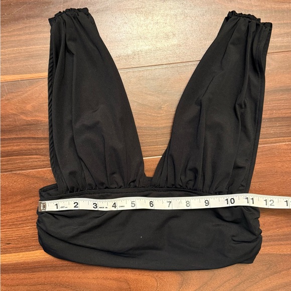 Kiki Riki Black Plunge tank top size small - Picture 2 of 3